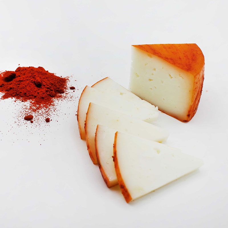 Queso de Cabra Semicurado con Pimentón